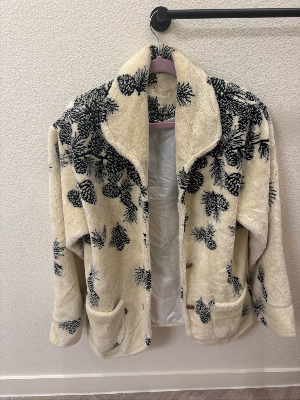 Cozy Vintage Cream Pinecone Teddy Jacket with Black Print